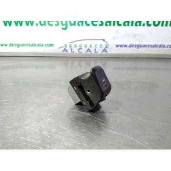 MANDO ELEVALUNAS DELANTERO DERECHO 8K0959855A 4 PINES 
