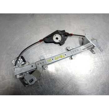 ELEVALUNAS DELANTERO DERECHO 2S61A23200BS 