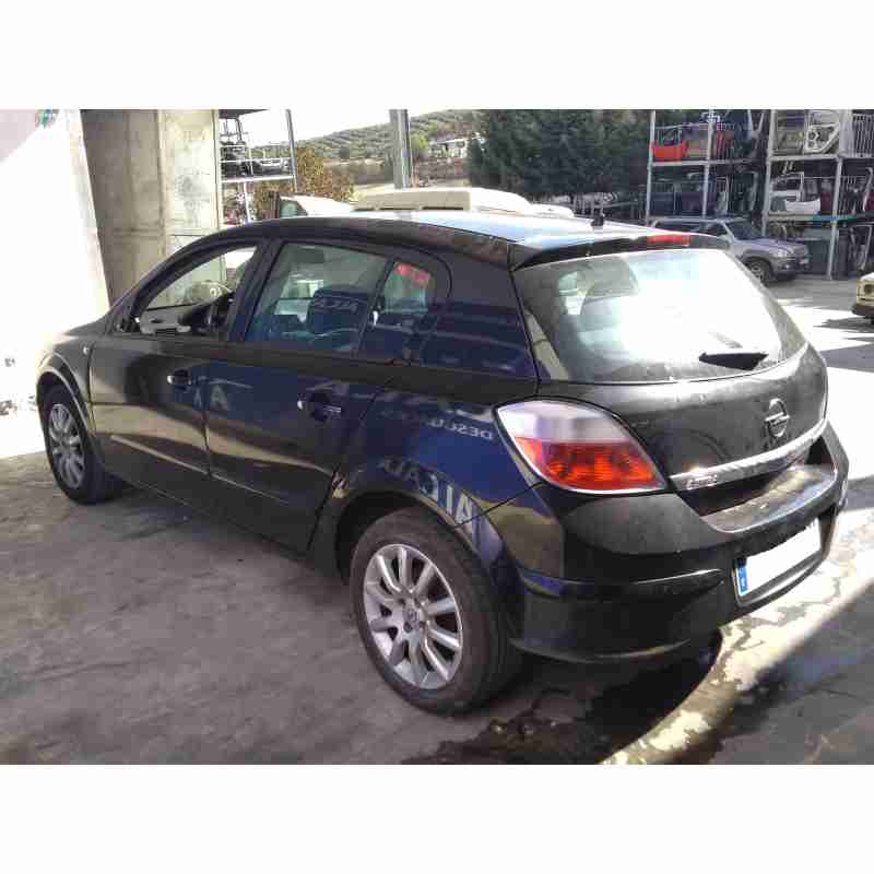opel astra h berlina del año 2005