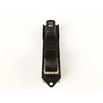 MANDO ELEVALUNAS DELANTERO DERECHO MR587946 
