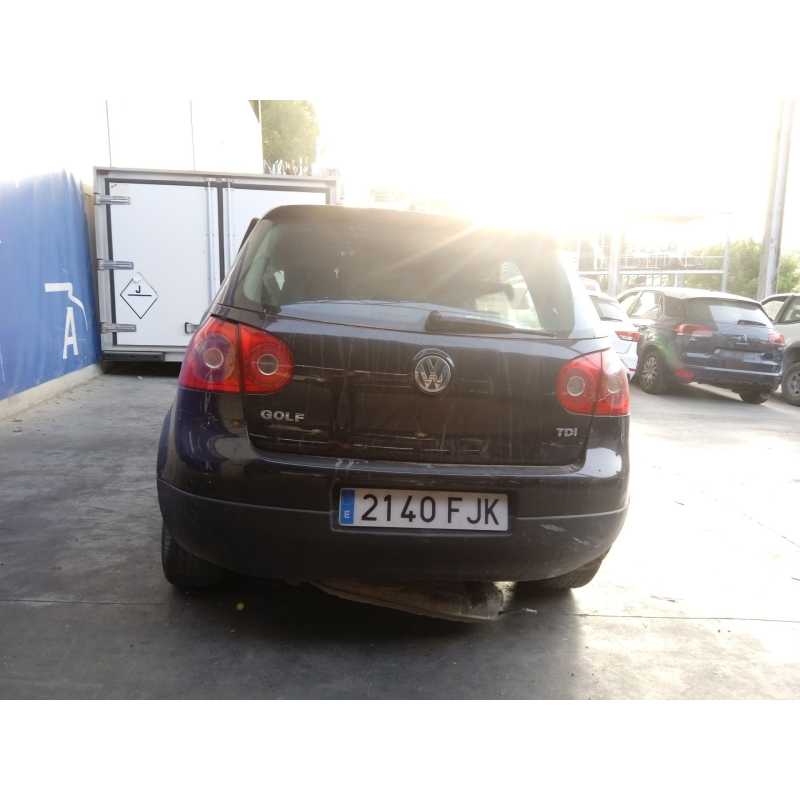 volkswagen golf v berlina (1k1) del año 2006