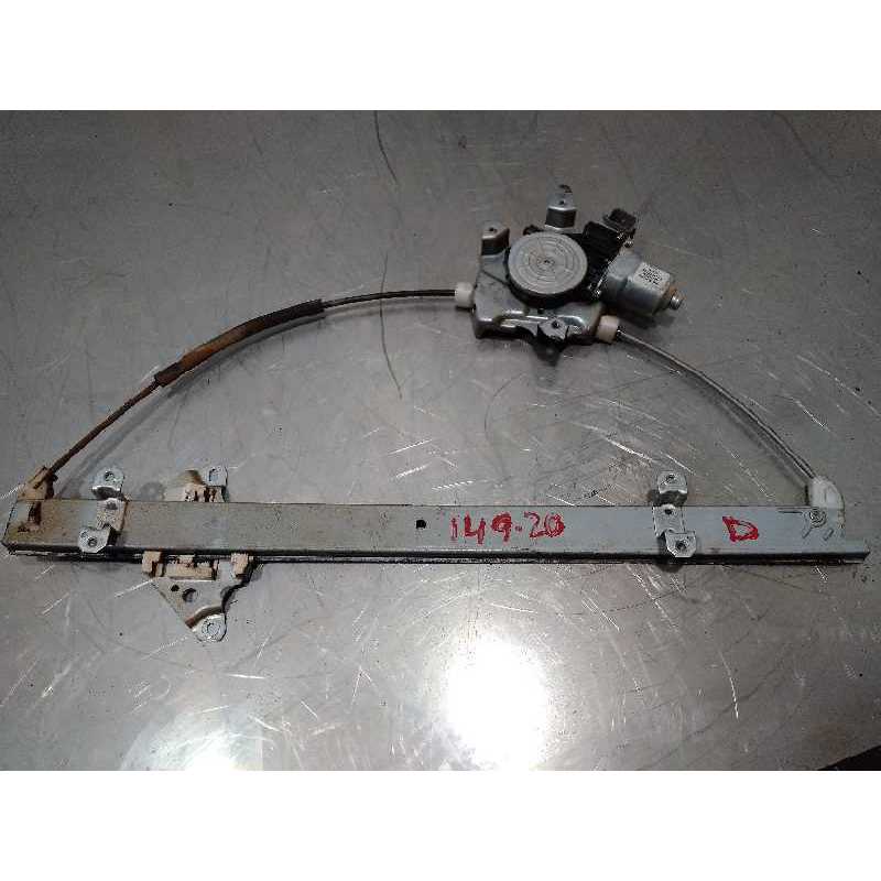 ELEVALUNAS DELANTERO DERECHO 80730JX30A 