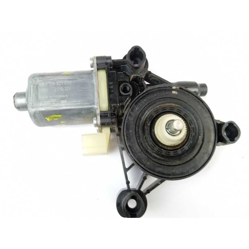 MOTOR ELEVALUNAS DELANTERO IZQUIERDO 5Q0959802C 0130822076