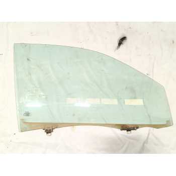 LUNA DELANTERA DERECHA 681010K020 