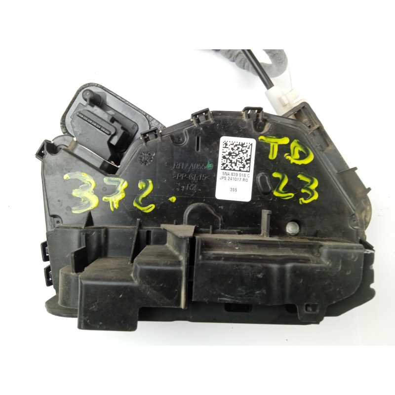 CERRADURA PUERTA TRASERA DERECHA 5NA839016C 