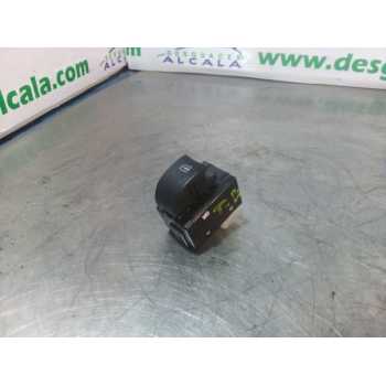 MANDO ELEVALUNAS TRASERO DERECHO 25411JY00A 6 PINES 