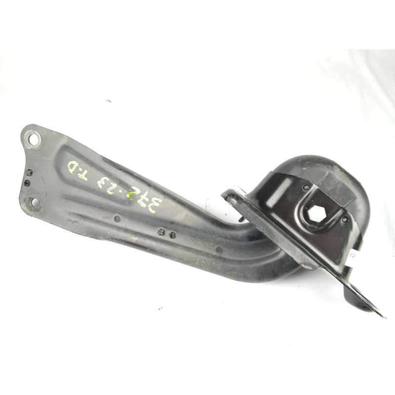 BRAZO SUSPENSION INFERIOR TRASERO DERECHO 5QF505226C 
