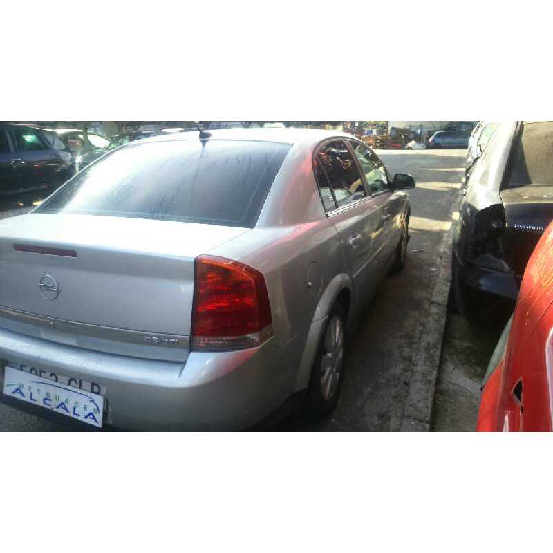 opel vectra c berlina del año 2003