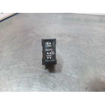 BOTON 4X4 25535JY00A 6 PINES 