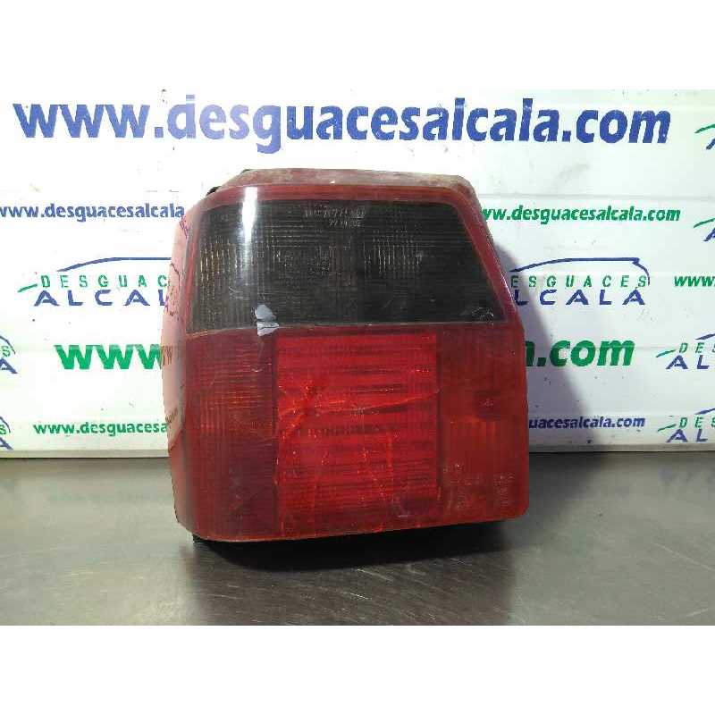 PILOTO TRASERO IZQUIERDO TULIPA MAL ESTADO 