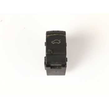 PULSADOR MALETERO / PORTON 1J0959831A 