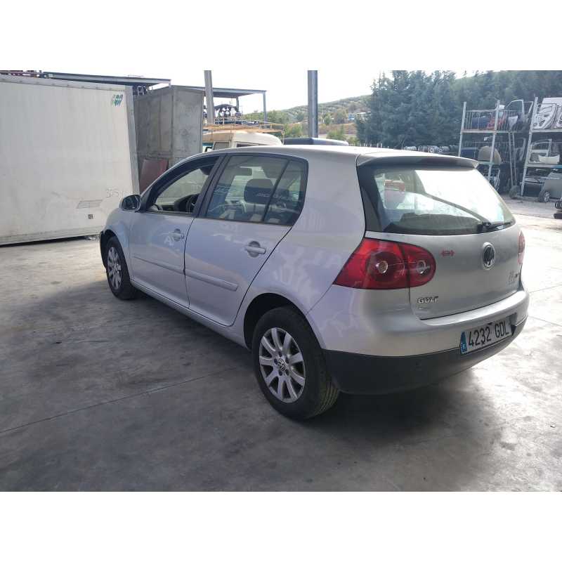 volkswagen golf v berlina (1k1) del año 2008