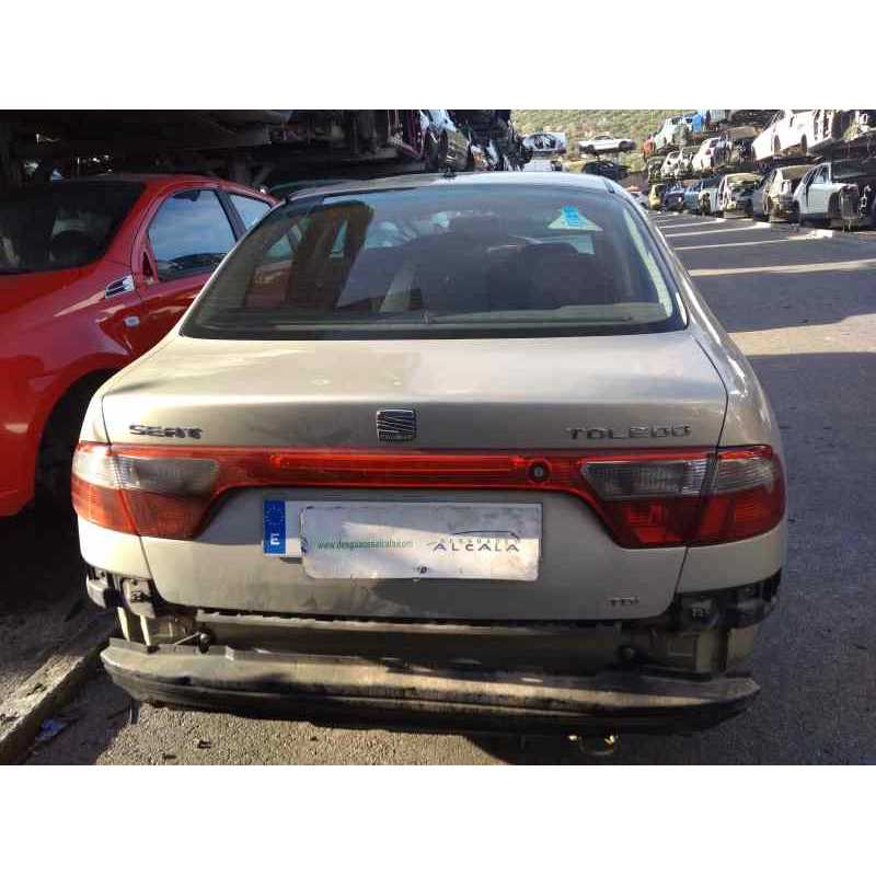 seat toledo (1m2) del año 2004