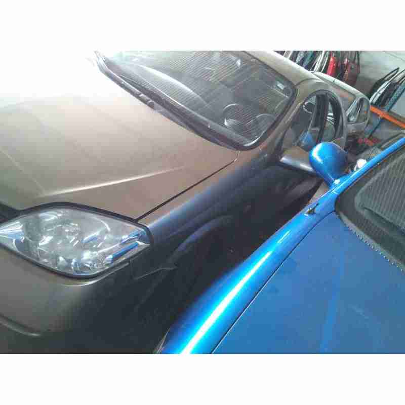 nissan primera berlina (p12) del año 2004