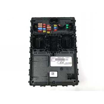 CAJA RELES / FUSIBLES LU5T15604BJF f005v03311