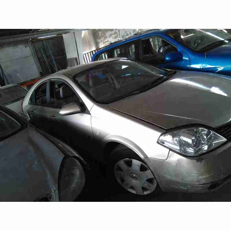 nissan primera berlina (p12) del año 2004