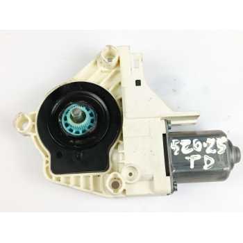 MOTOR ELEVALUNAS TRASERO DERECHO 8K0959812A 