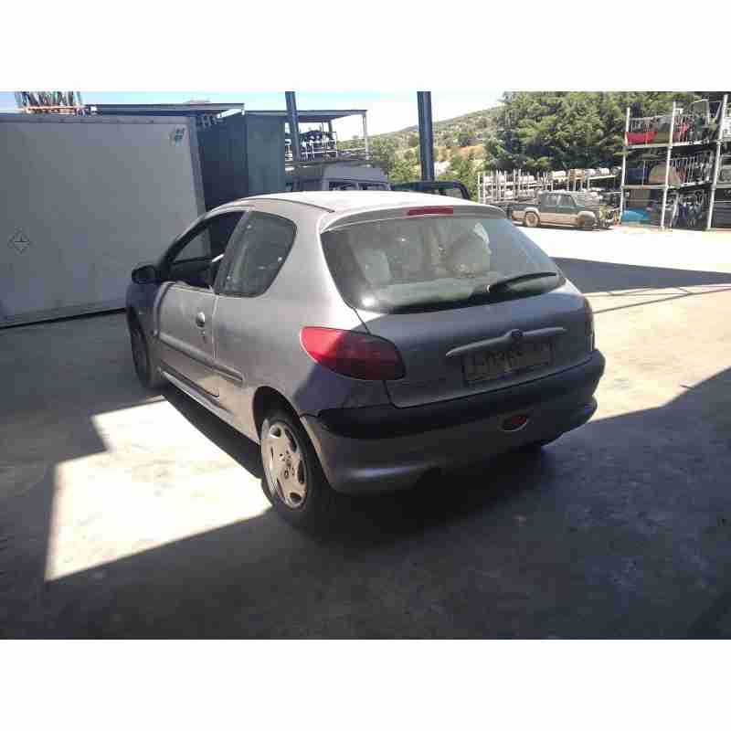 peugeot 206 berlina del año 1999