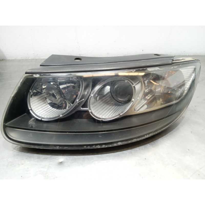 FARO IZQUIERDO 921012B020 