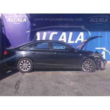 AUDI A6 BERLINA (4F2) de desguace