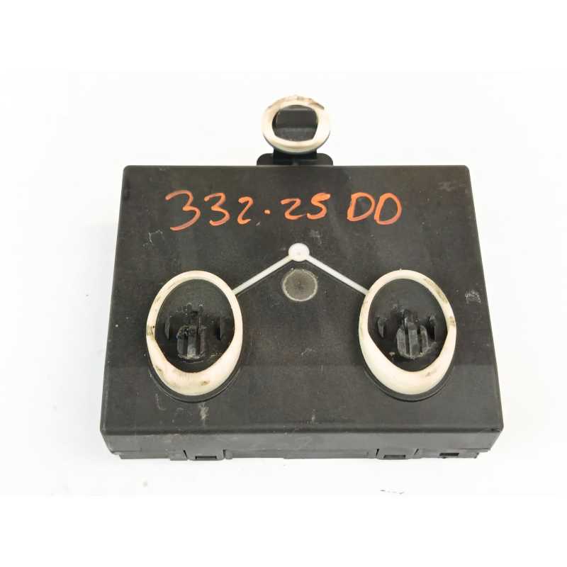 CENTRALITA PUERTA DELANTERA DERECHA 8T0959792D 