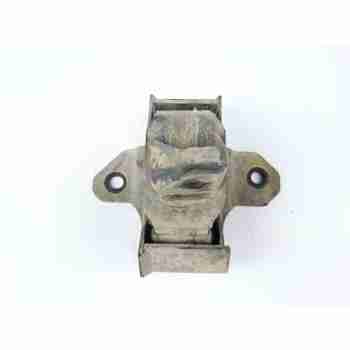 SOPORTE MOTOR IZQUIERDO 