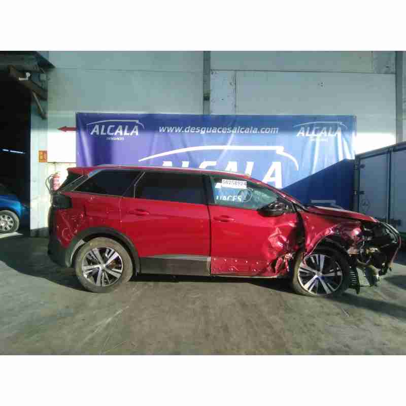 peugeot 5008 del año 2022