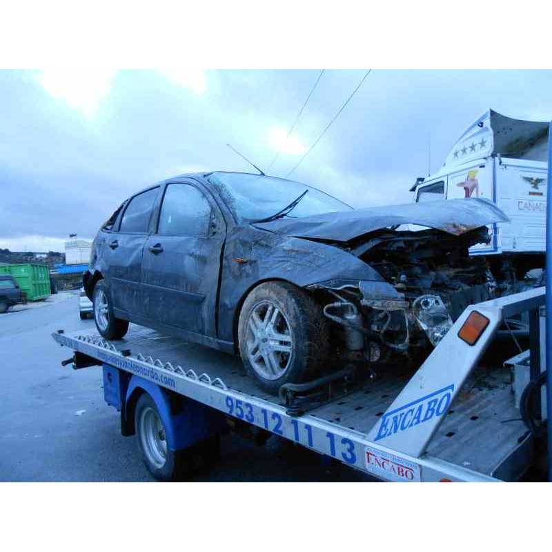 ford focus berlina (cak) del año 2003