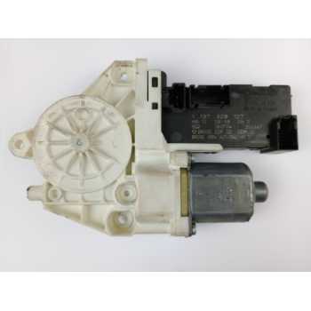 MOTOR ELEVALUNAS DELANTERO DERECHO 1137328127 