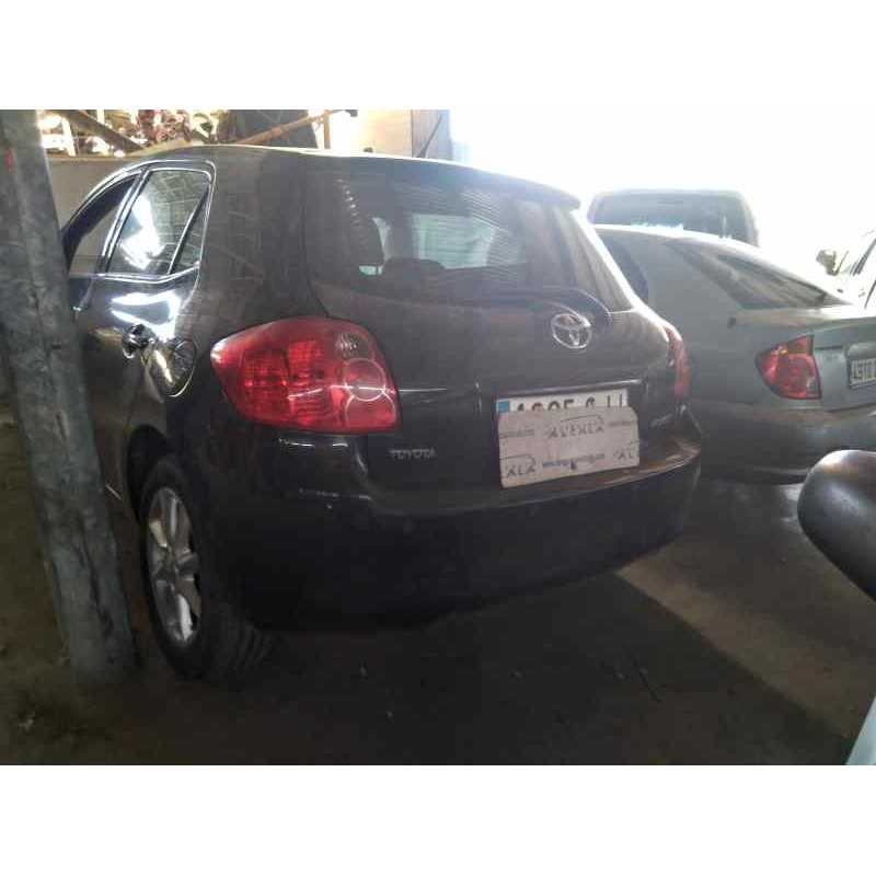 toyota auris del año 2008