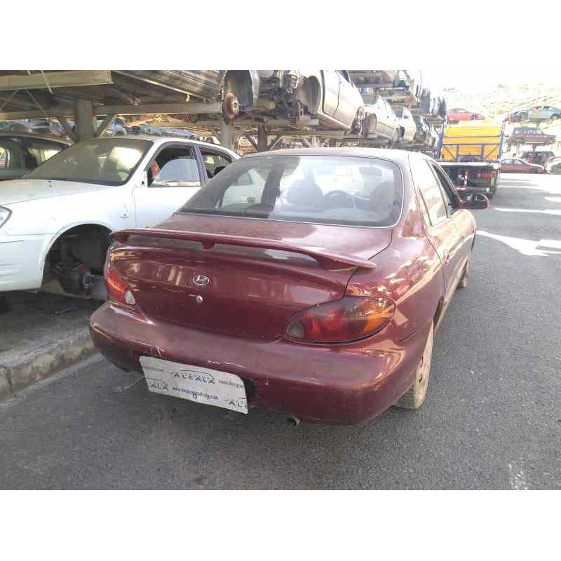 hyundai lantra berlina (rd) del año 1999