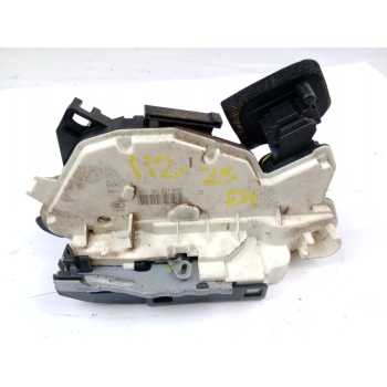 CERRADURA PUERTA DELANTERA IZQUIERDA 5K1837015D 