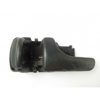 MANETA INTERIOR DELANTERA IZQUIERDA 8067190J00 