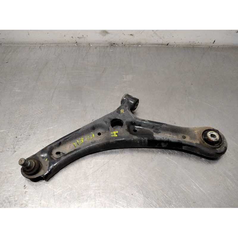 BRAZO SUSPENSION INFERIOR DELANTERO IZQUIERDO 