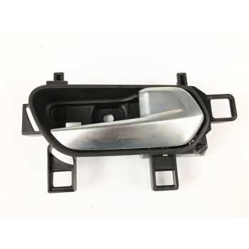 MANETA INTERIOR DELANTERA IZQUIERDA 806715FA6A 