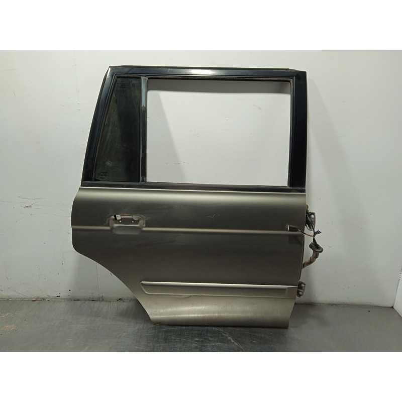 PUERTA TRASERA DERECHA MR981912 BOLLADA DEBAJO MOLDURA 