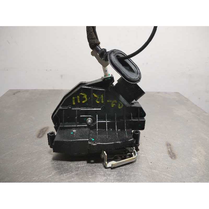 CERRADURA PUERTA TRASERA DERECHA EN15A264A26BB 4 PINES 