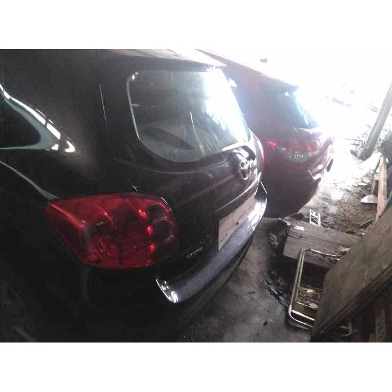 toyota auris del año 2007