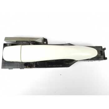 MANETA EXTERIOR DELANTERA DERECHA 806105FD0B 
