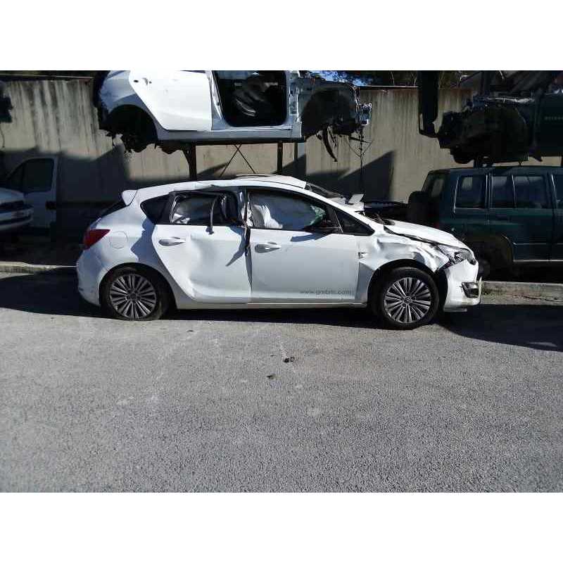 opel astra j lim. del año 2015