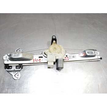 ELEVALUNAS DELANTERO DERECHO 80700HV00C 