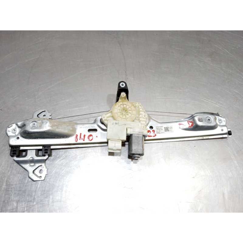 ELEVALUNAS DELANTERO DERECHO 80700HV00C 