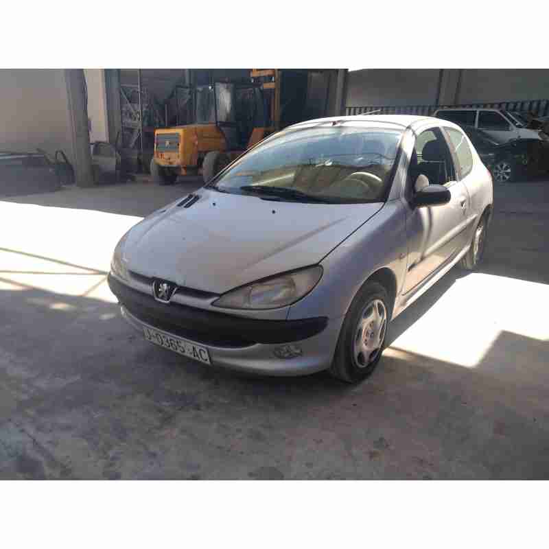 peugeot 206 berlina del año 1999