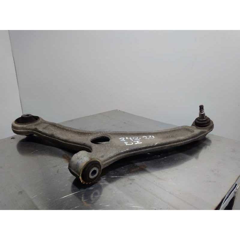 BRAZO SUSPENSION INFERIOR DELANTERO IZQUIERDO 545003Z000 