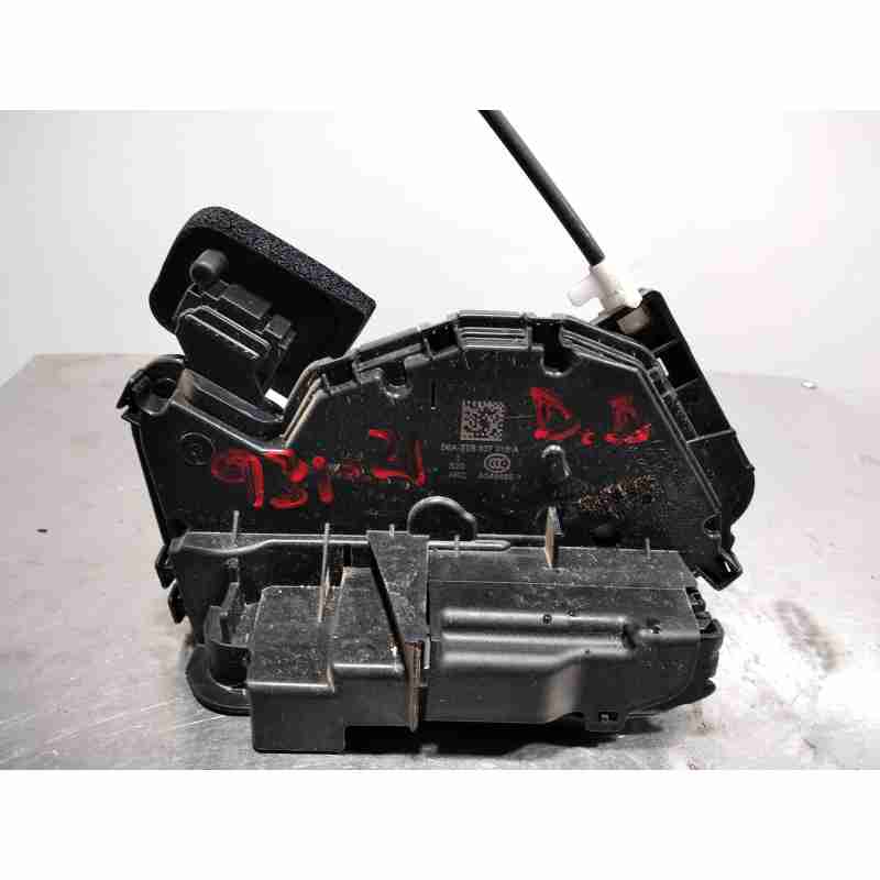 CERRADURA PUERTA DELANTERA DERECHA 5TB837016A 7 PINES 