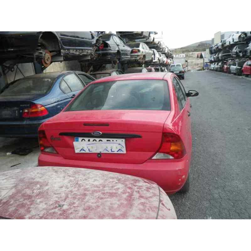 ford focus berlina (cak) del año 2001