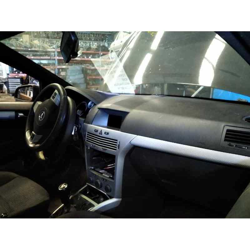 opel astra gtc del año 2005