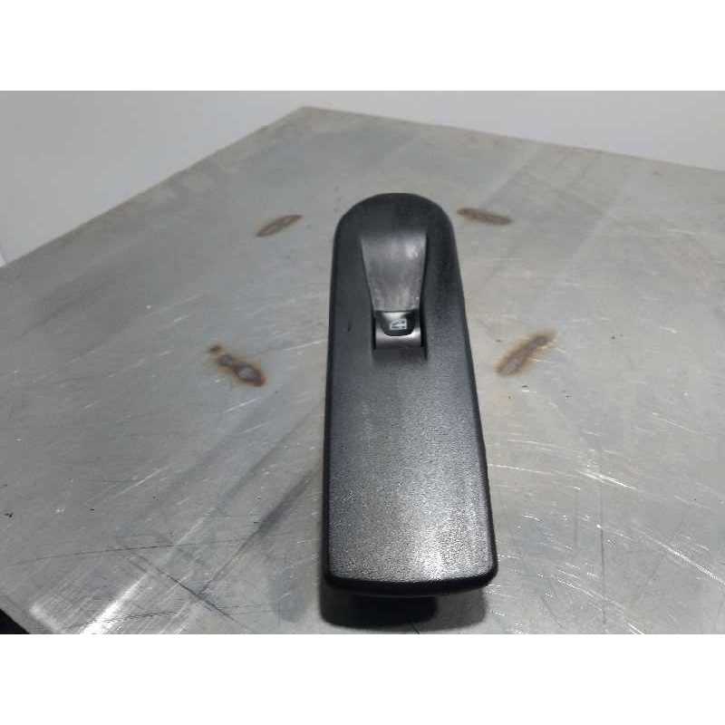 MANDO ELEVALUNAS DELANTERO DERECHO 809602454R 