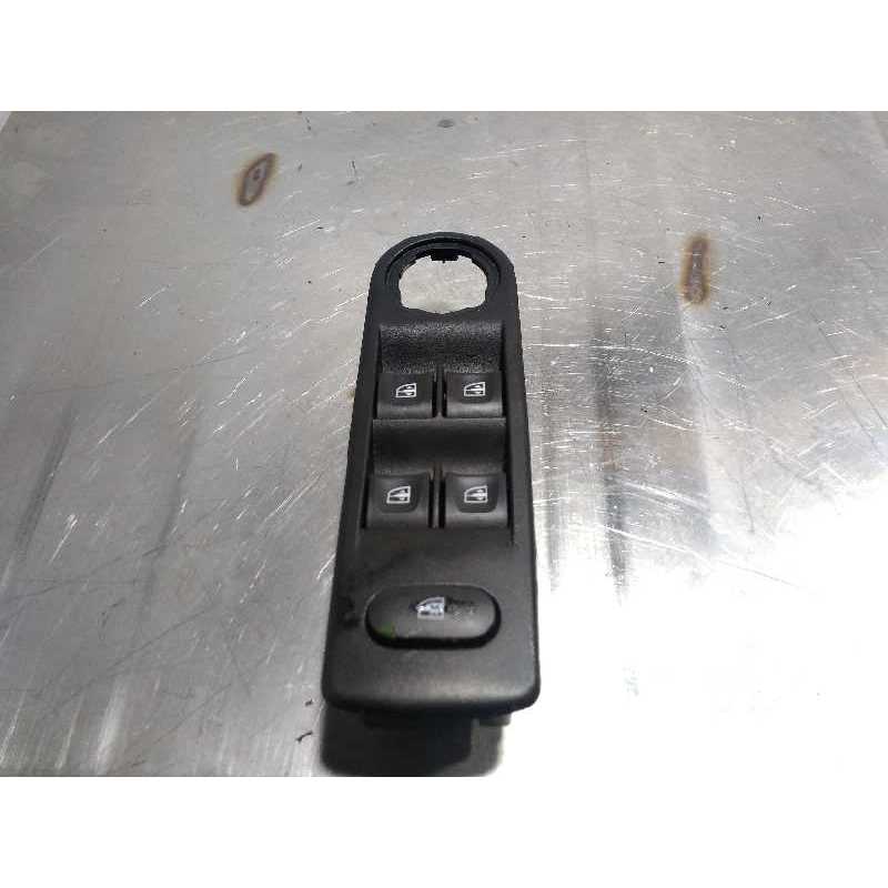 MANDO ELEVALUNAS DELANTERO IZQUIERDO 254118722R 