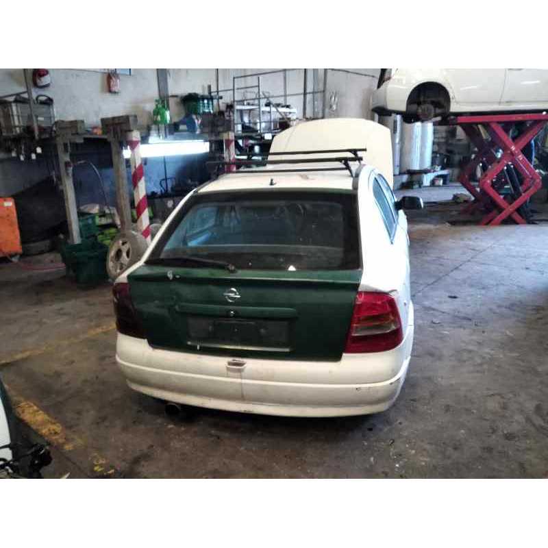 opel astra g berlina del año 1999